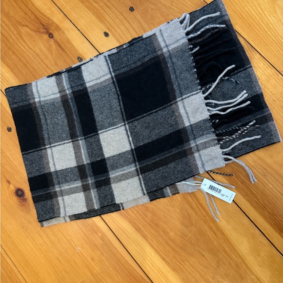 Eton Black and Gray Checkered Scarf